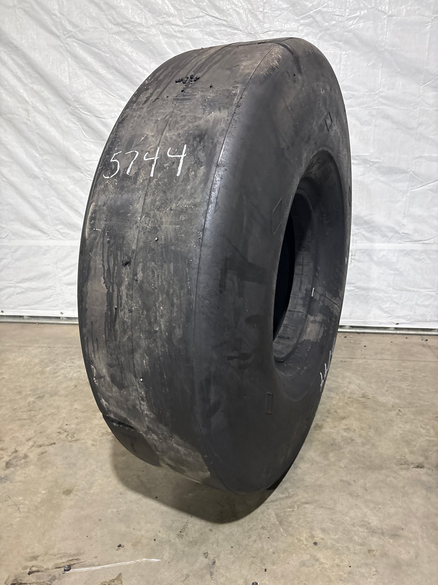 18.00-25 GOODYEAR SMO-5C L5S 6S LOADER TIRE #5744