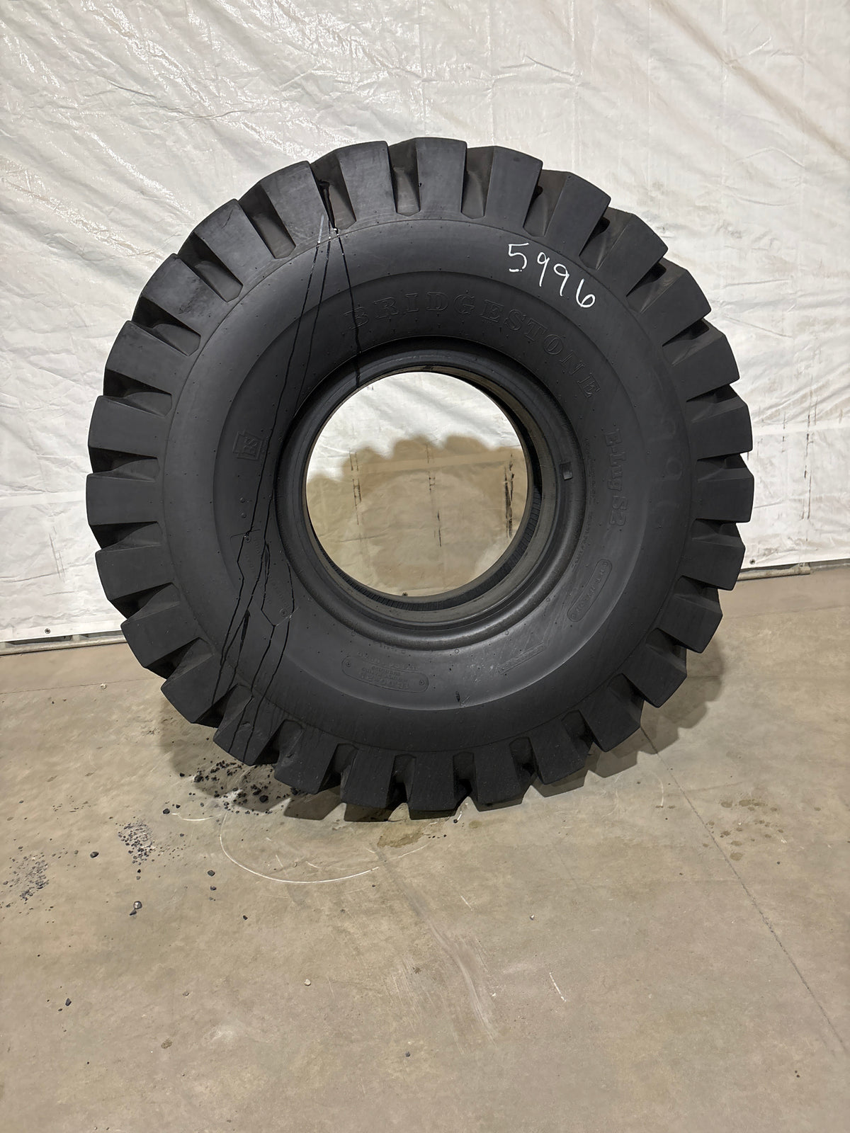18.00-25 BRIDGESTONE EXTRA TREAD TUBELESS 10 PLY #5996