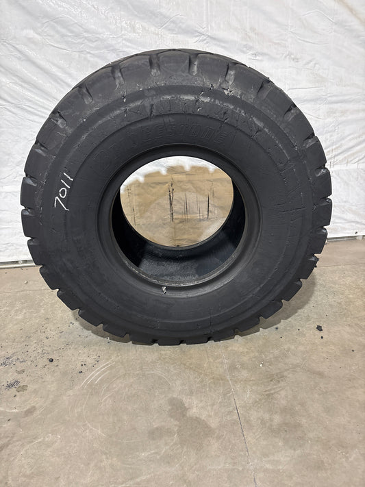 20.5R25 BRIDGESTONE V-STEEL M-TRACTION #7011