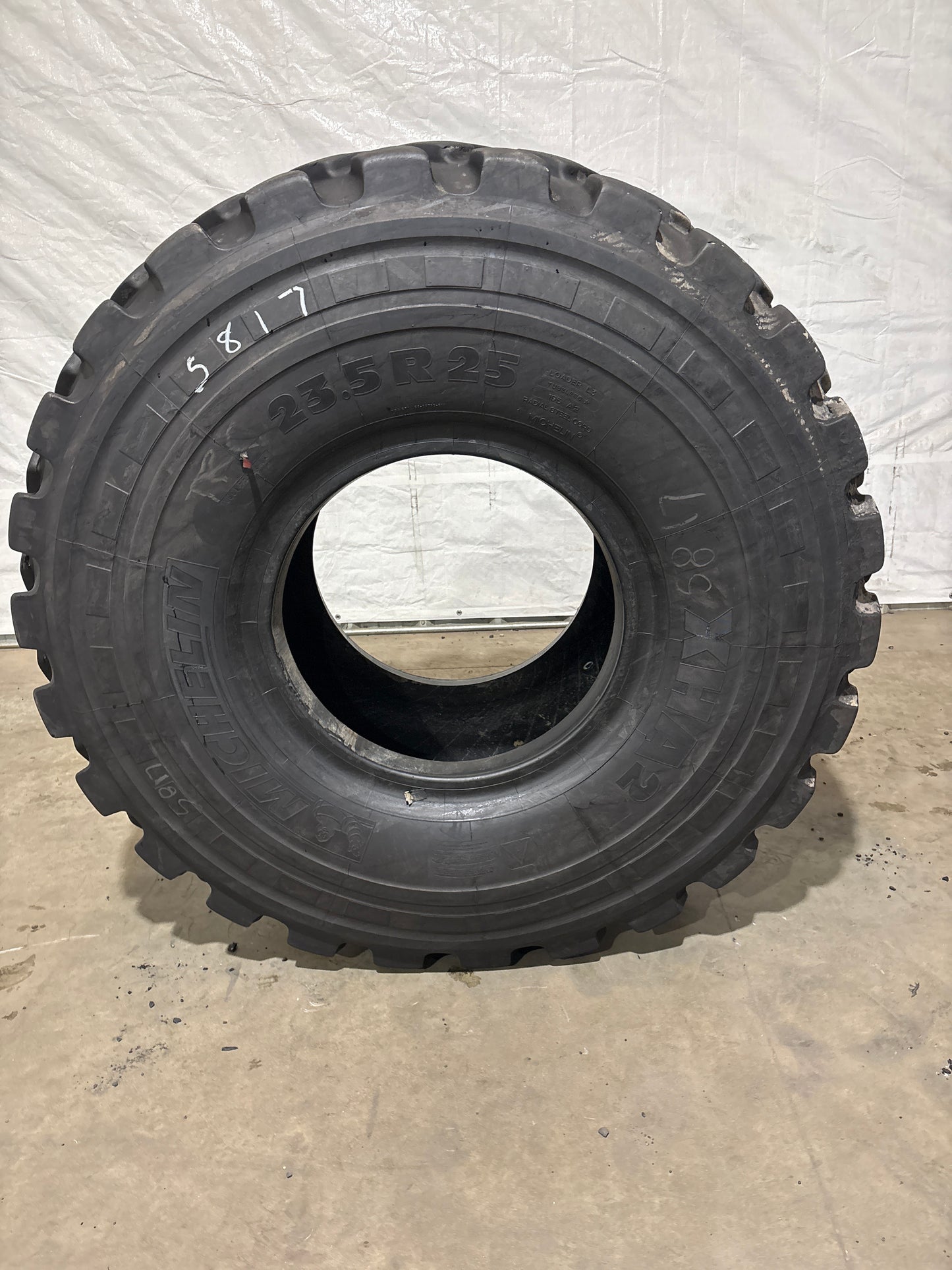 23.5R25 MICHELIN XHA2 #5817