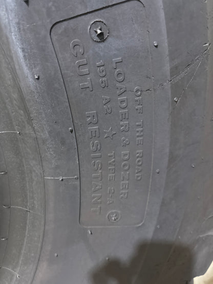 23.5R25 BRIDGESTONE V-STEEL J TRACTION #5927