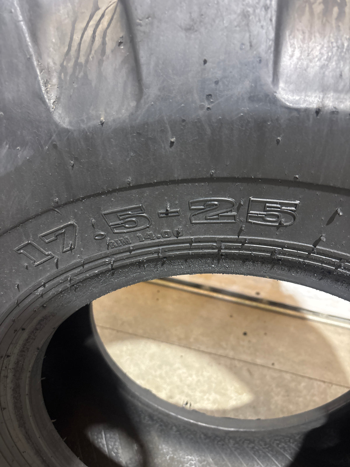 17.5-25 SAMSON 16 PLY #7227