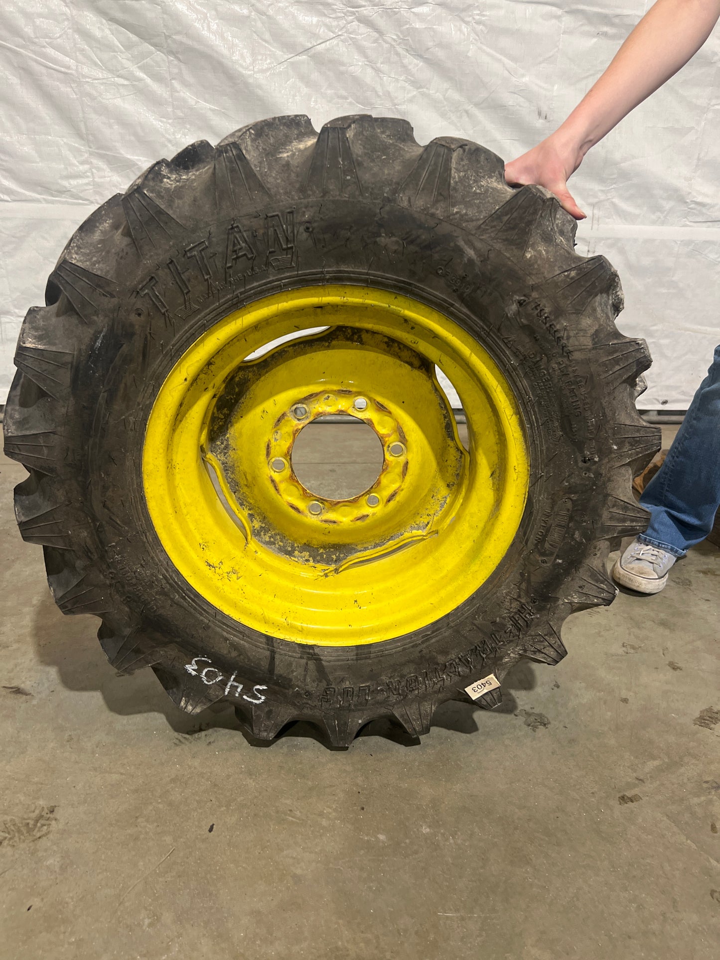 8-16 TITAN HI TRACTION LUG #5403