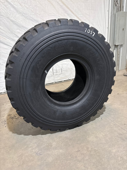 23.5R25 MAXAM MS 330 #7037