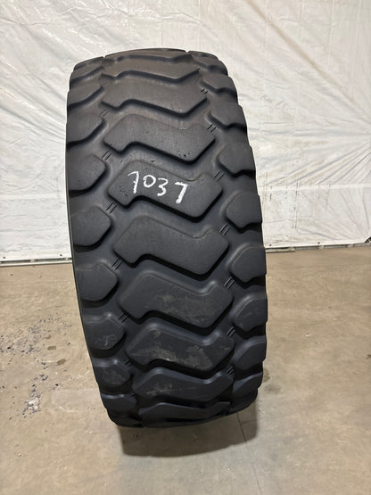 23.5R25 MAXAM MS 330 #7037