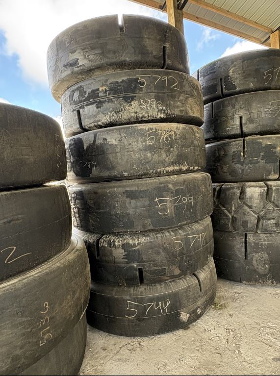 18.00-25 MAXAM MS 708 SOLID SMOOTH TREAD #5793