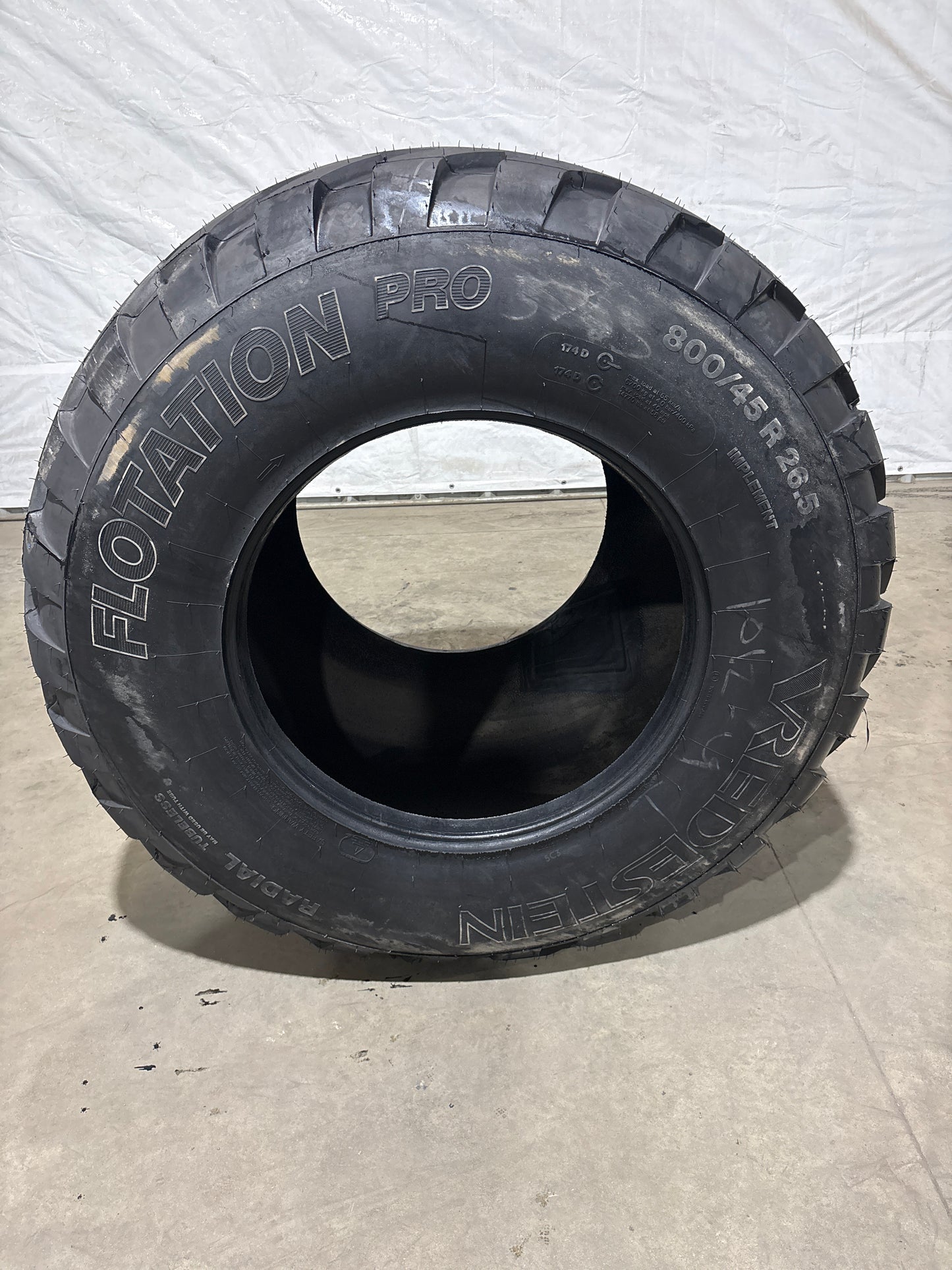 800/45R26.5 VREDESTEIN FLOTATION PRO IMPLEMENT TIRE #5705