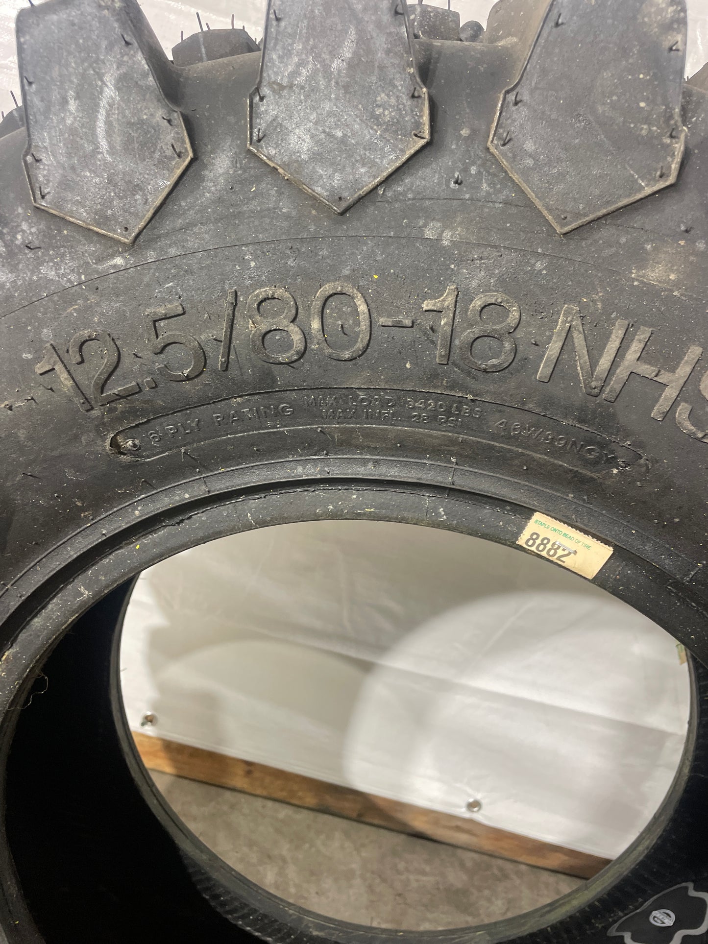 12.5/80-18 GOODYEAR CONTRACTOR 6 PLY