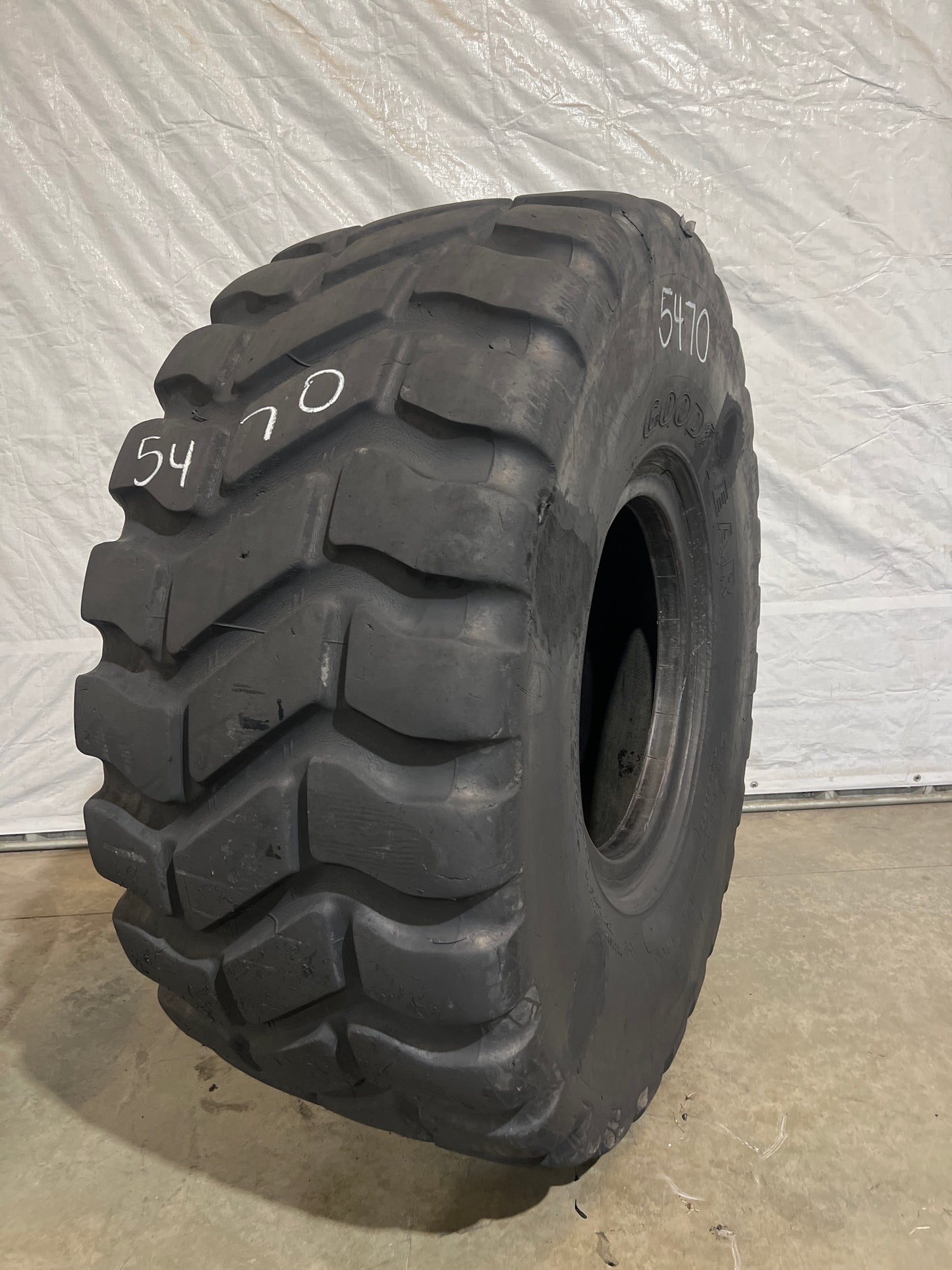 23.5R25 GOODYEAR TL-3A+ #5470