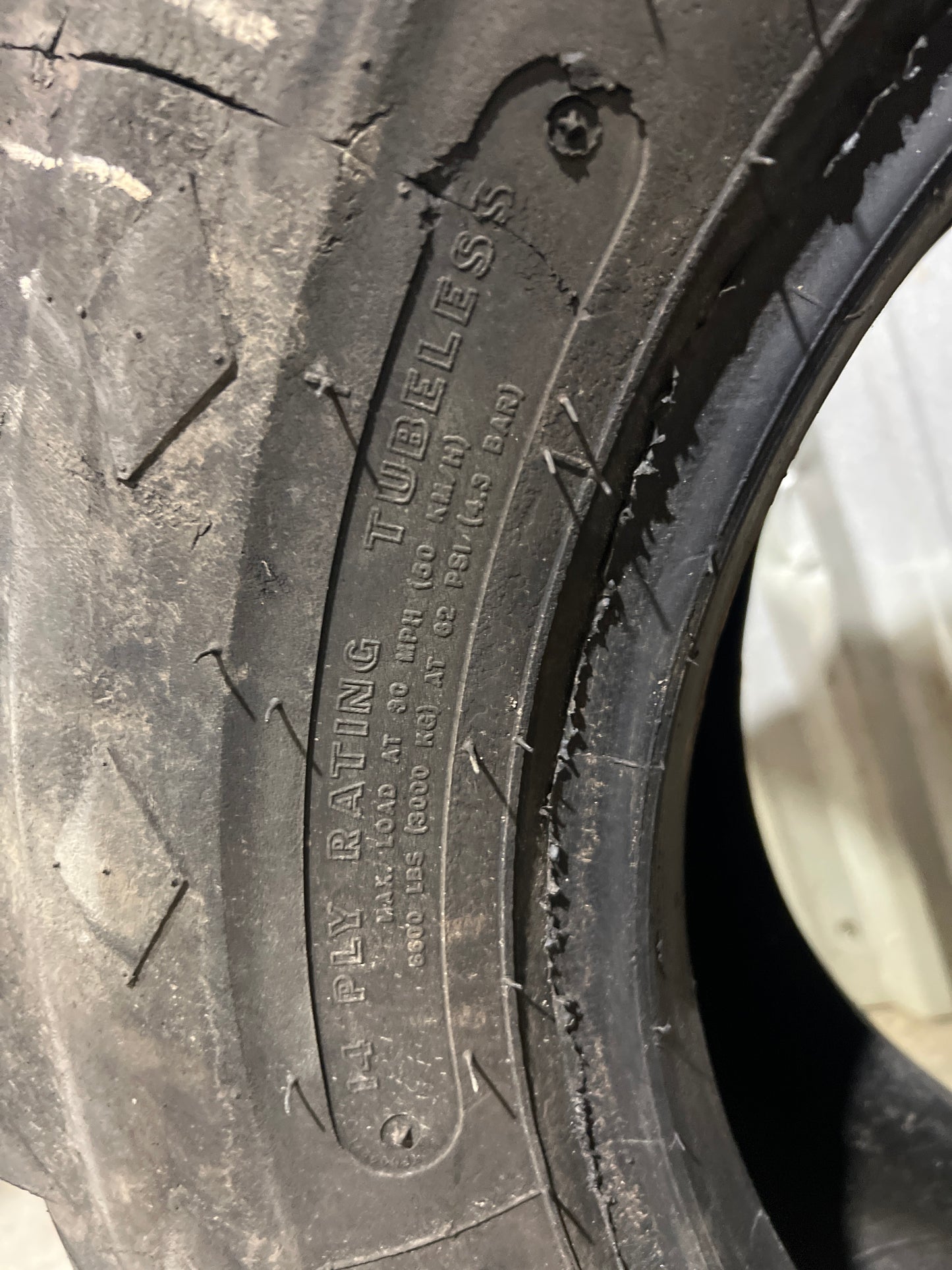 12.5/80-18 GOODYEAR SUREGRIP #5435