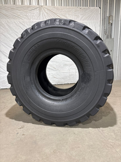 35/65R33 BRIDGESTONE V-STEEL N TRACTION #5645