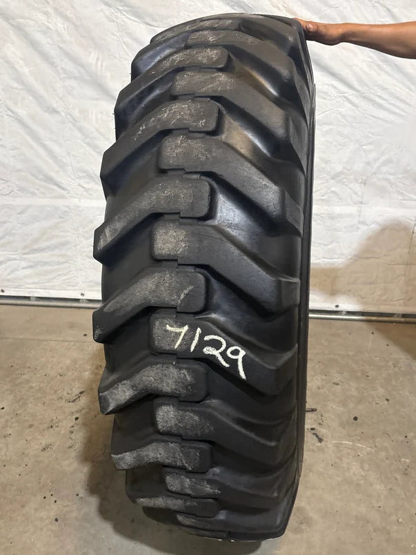 16.00-24 DENMAN ROAD GRADER 16 PLY #7129