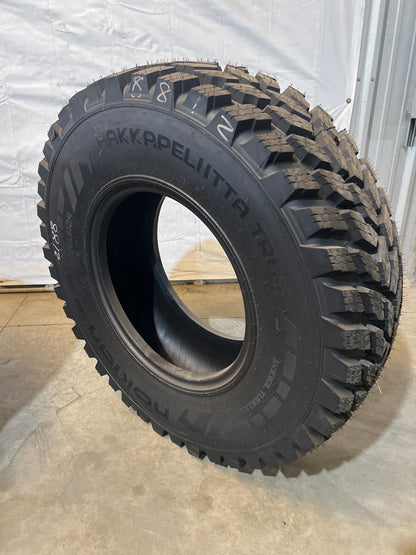 400/80R24 NOKIAN HAKKAPELLITTA TRI II #8812