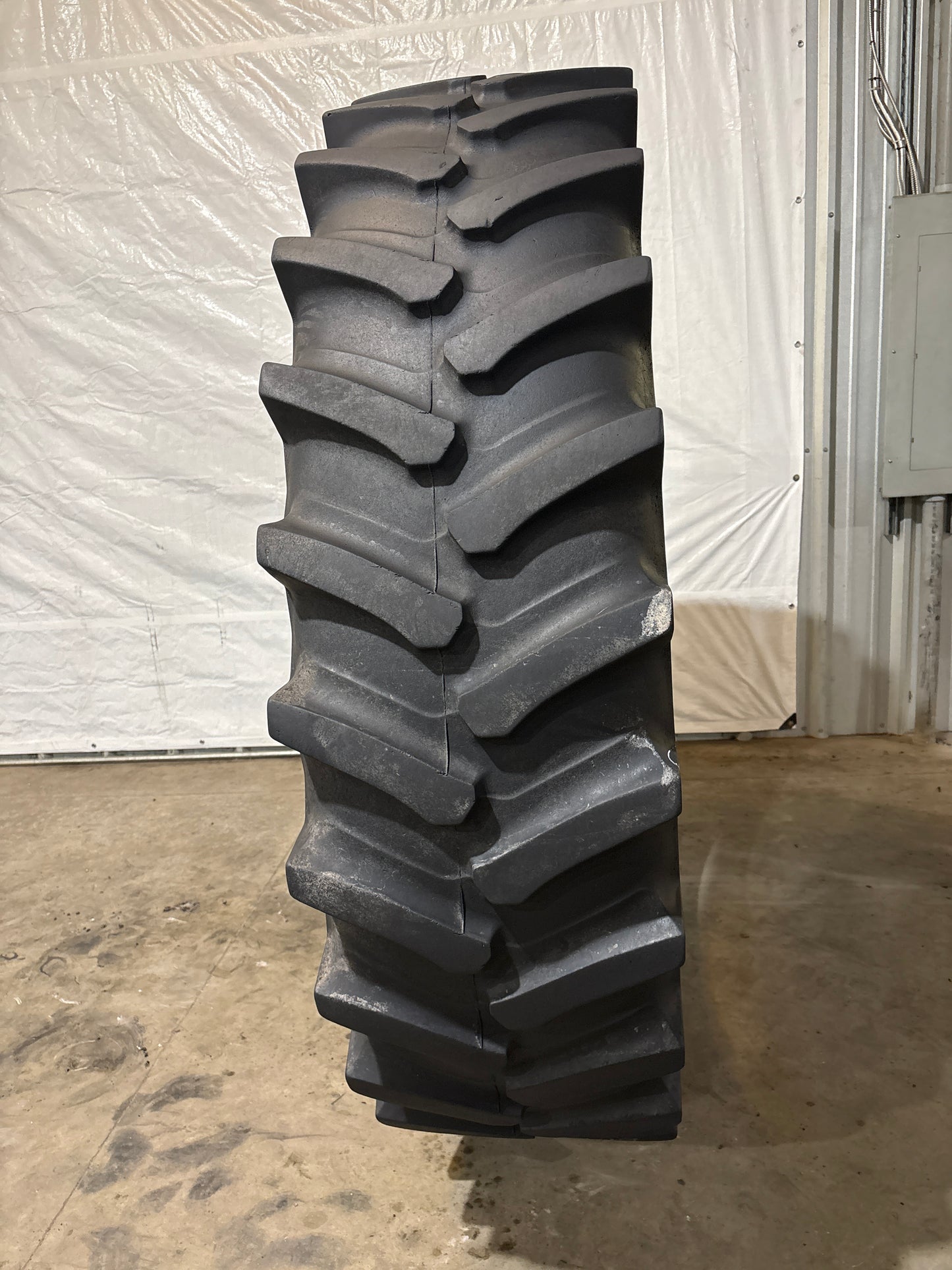 480/80R50 FIRESTONE DEEP TREAD 23° R-1W 159B AG TIRE #5749