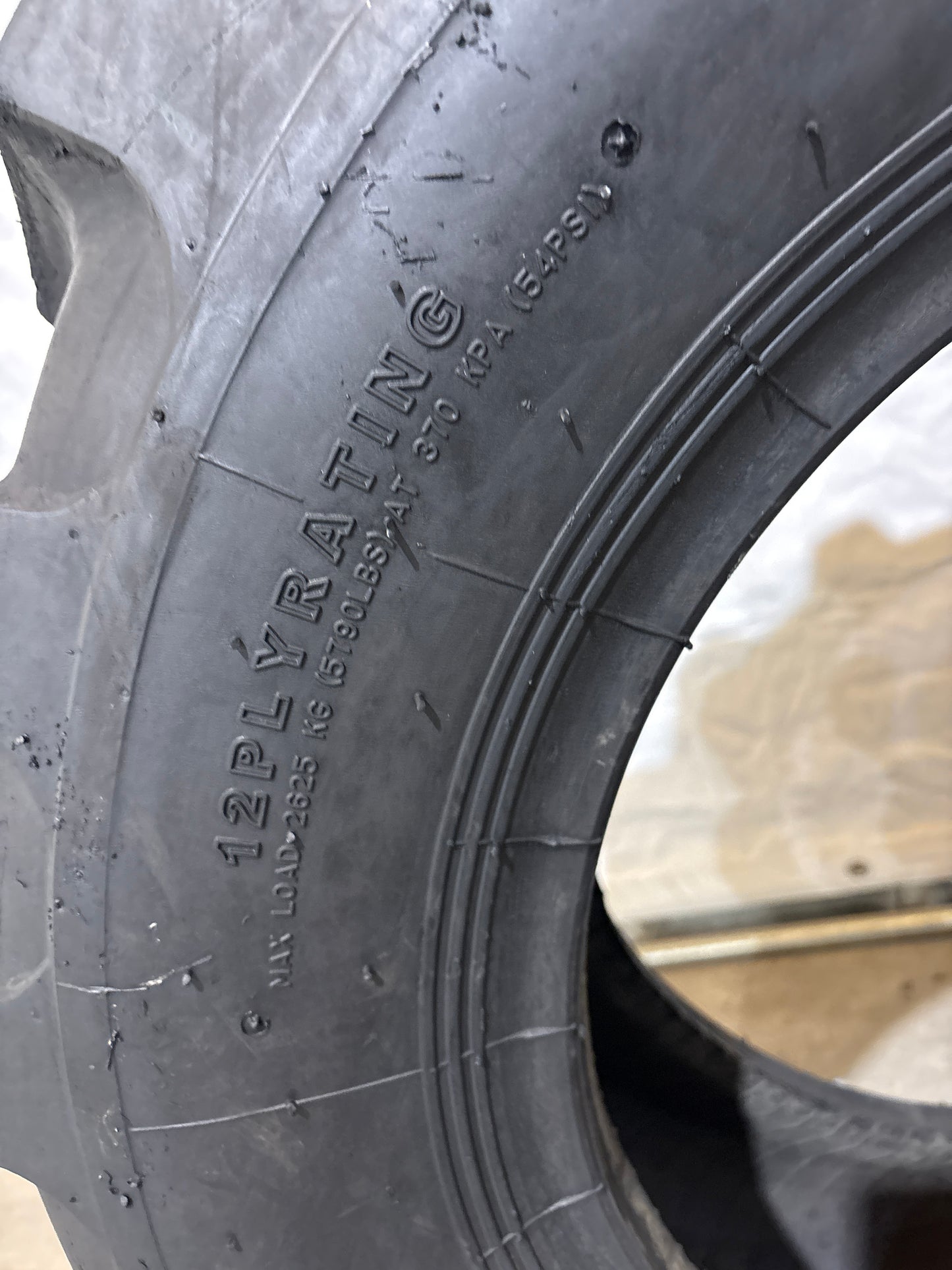 12.5/80-18 LOADMAXX R4 SERIES #5666