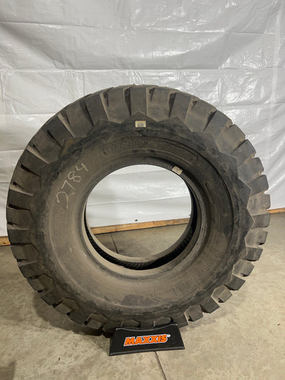 12.00-20 GOODYEAR SUPER ROAD LUG (SRL-1)