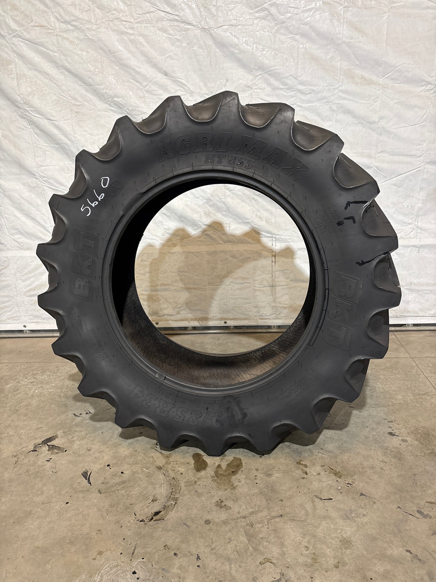 420/85R34 (16.9R34) BKT AGRI MAX RADIAL TRACTOR TIRE R-1W #5660