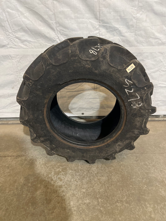7.50-16 (280/70R16) BKT AGRIMAX RT765 #5278