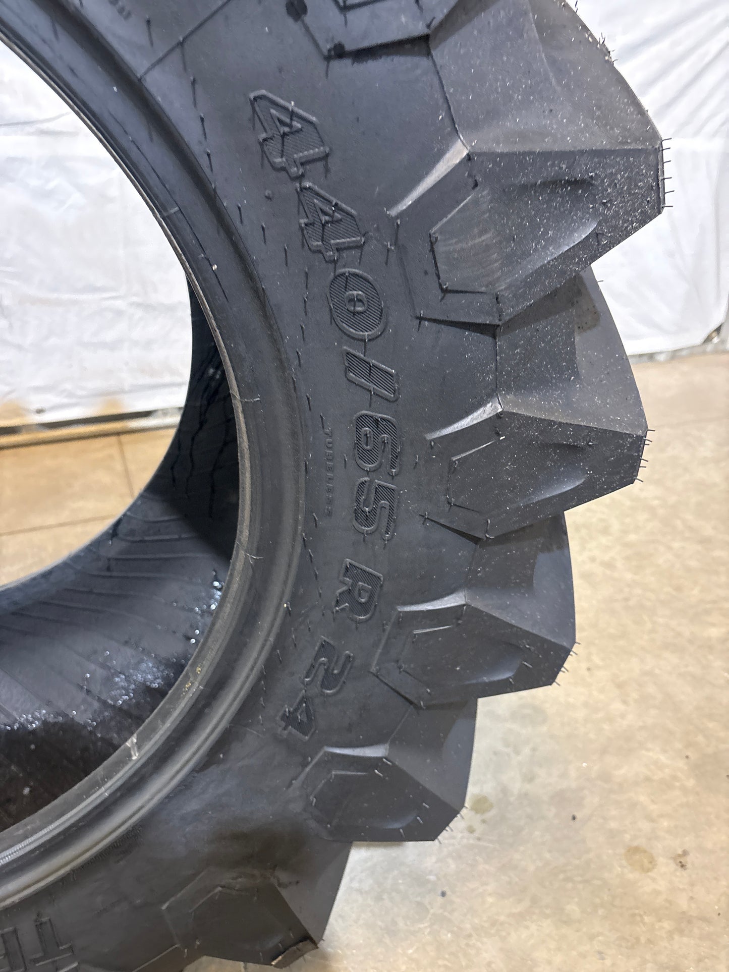 440/65R24 TRELLEBORG TM800 #3641