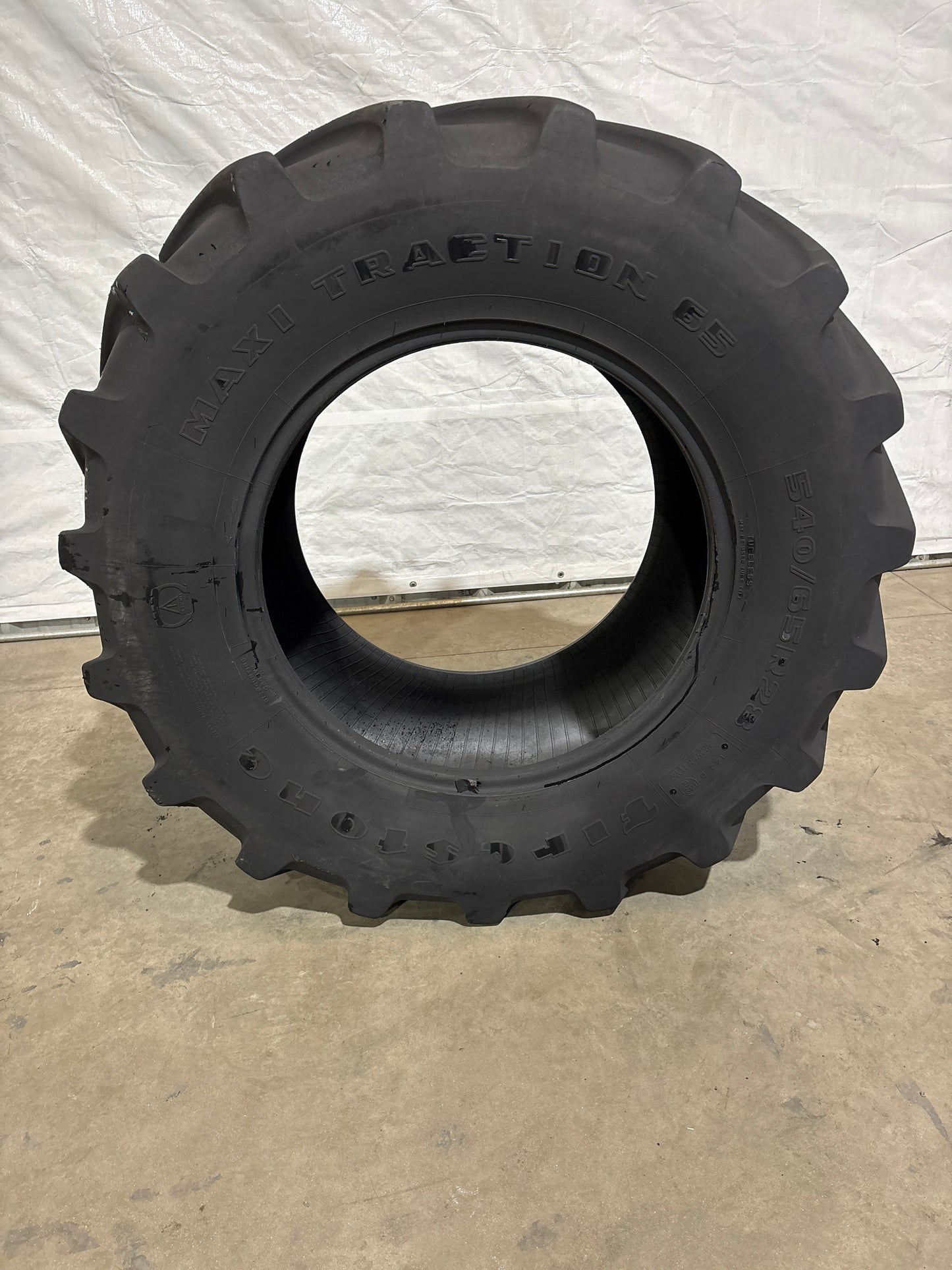 540/65R28 FIRESTONE MAXI TRACTION TRACTOR TIRE #5720