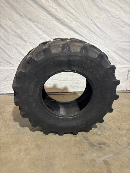 420/85R24 (REPLACES 16.9R24) FIRESTONE PERFORMER 85 EXTRA #7163