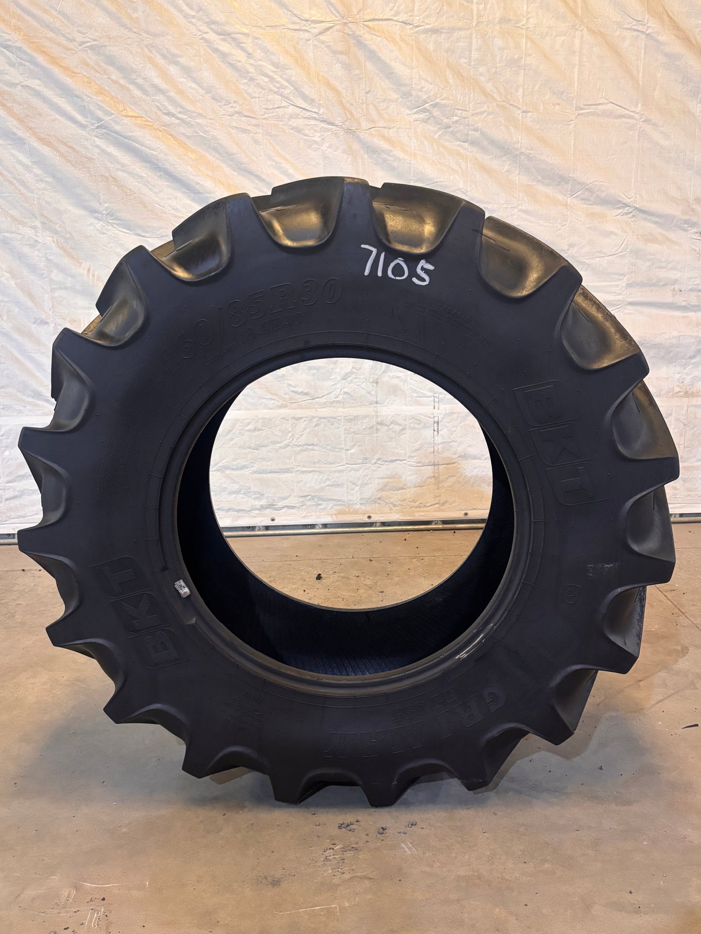460/85R30 (18.4R30) BKT AGRI MAX RT 855 #7105
