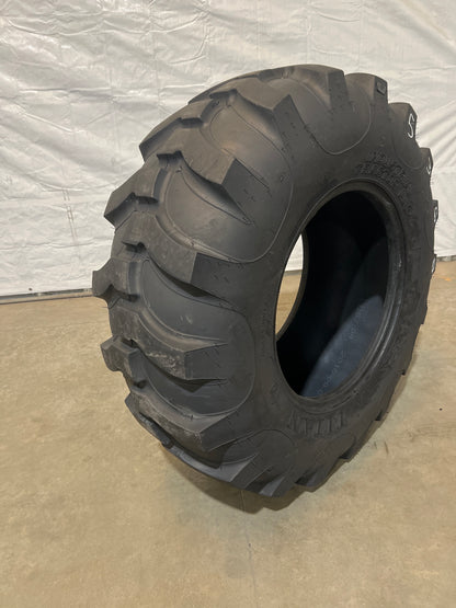 16.9-24 TITAN INDUSTRIAL TRACTOR LUG