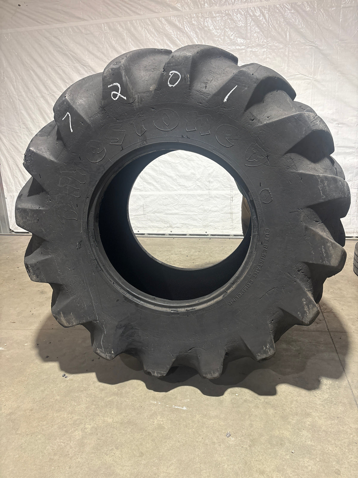 30.5-32 FIRESTONE FORESTRY SPECIAL #7201