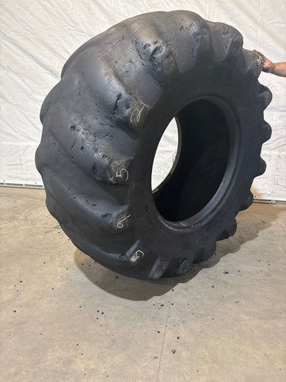 30.5-32 BIAS PLY AGRICULTURAL/FORESTRY TIRE #5952