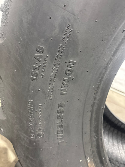 19.5L-24 (500/70-24) MAXAM MS 904 #7215