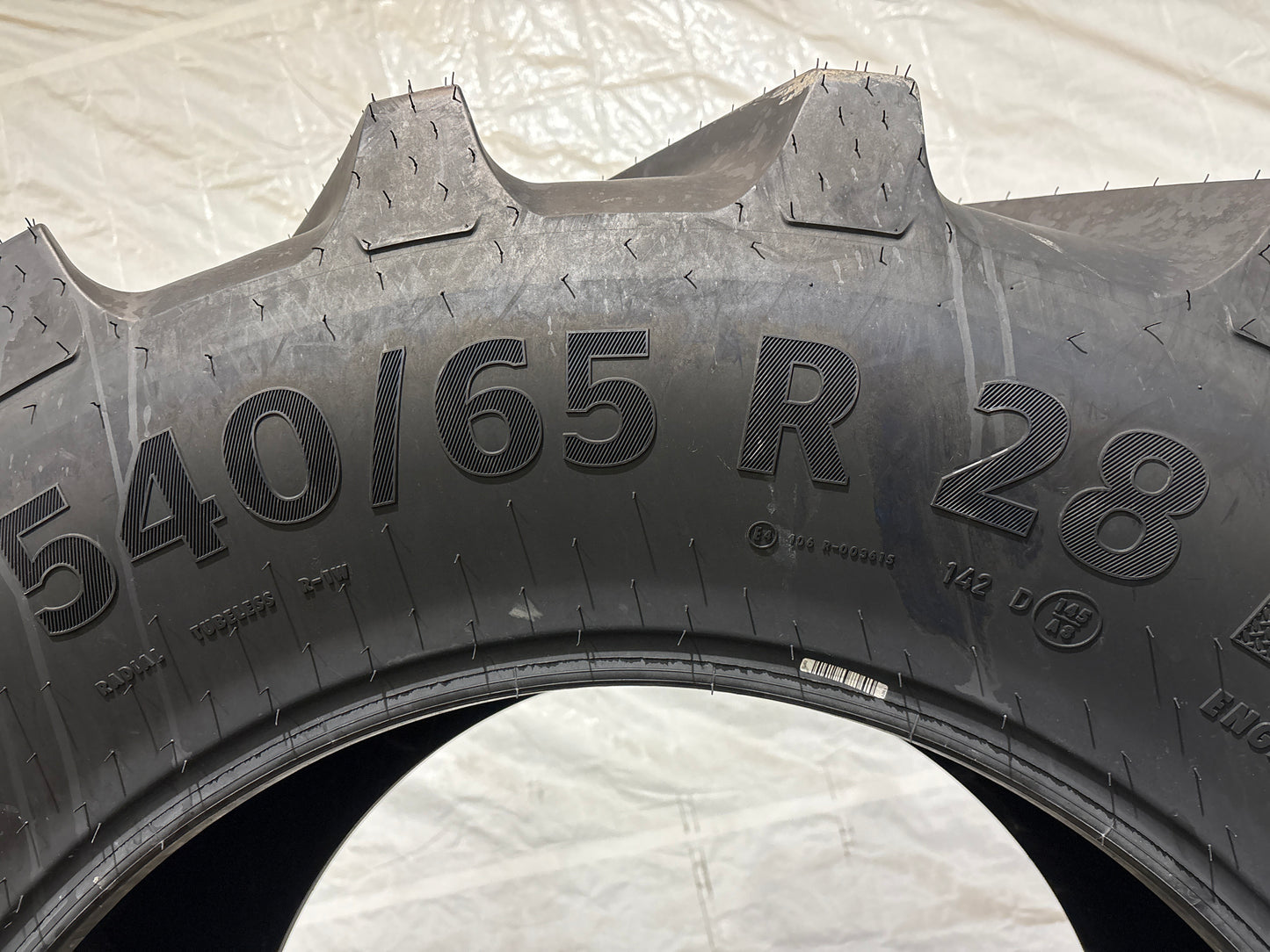 540/65R28 CONTINENTAL TRACTOR MASTER #5653