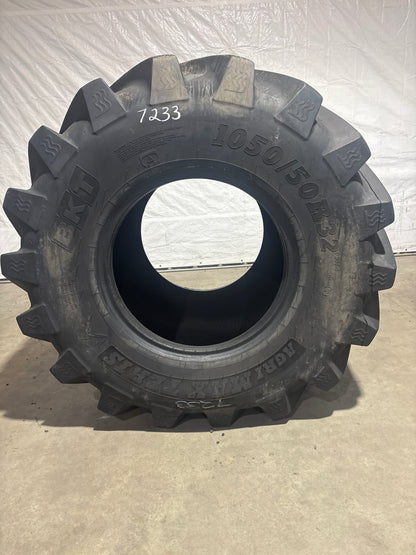 1050/50R32 BKT AGRI MAX #7233