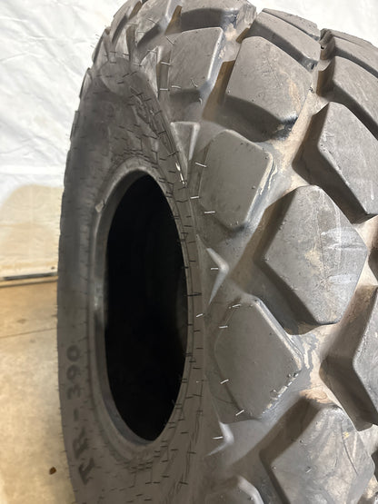 23.1-26 BKT TR-390 #5560