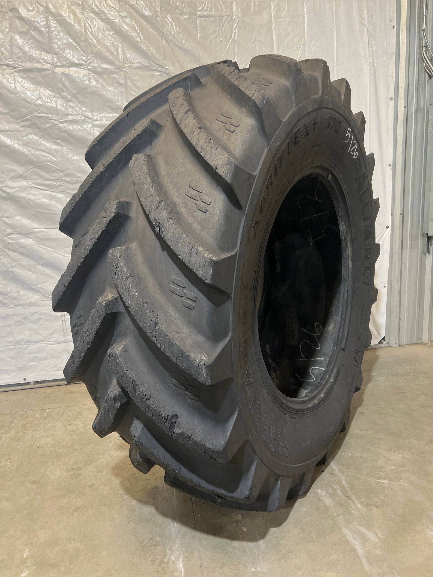 710/70R42 ALLIANCE AGRIFLEX+ 372 (VF710/70R42) #5126