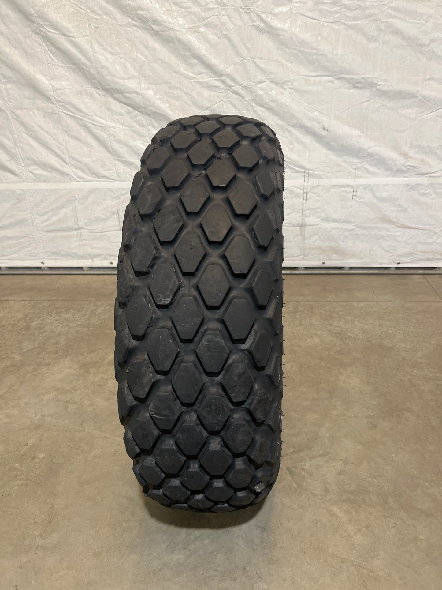 14.9-24 GALAXY ND TRACTOR #5510