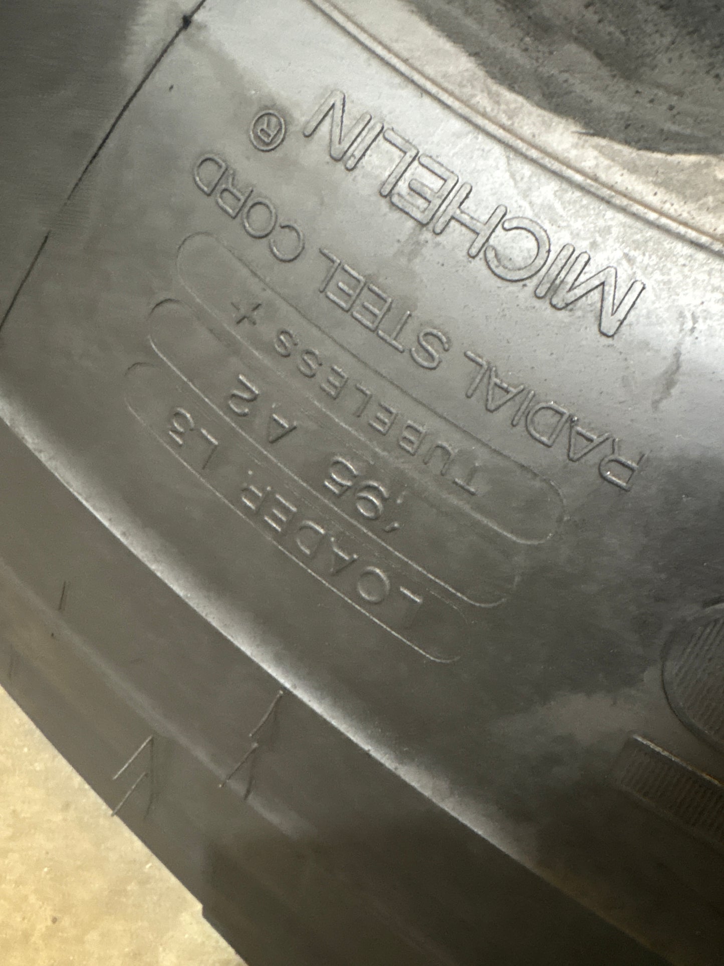 23.5R25 MICHELIN XHA2 #5939