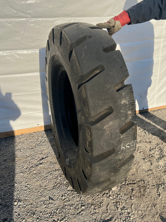 12.00R24 BRIDGESTONE M LUG S FORKLIFT 16 PLY #1834