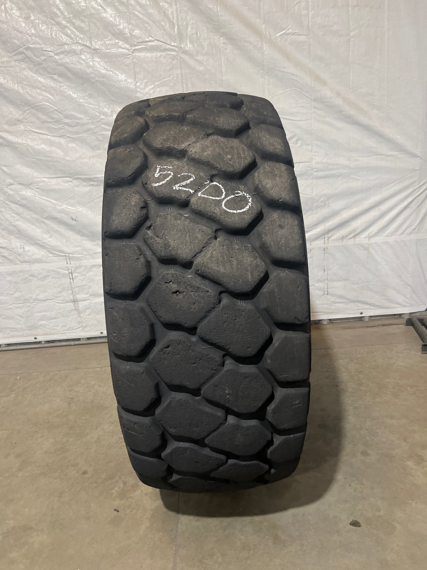 23.5R25 YOKOHAMA RADIAL RB31 TL #5200