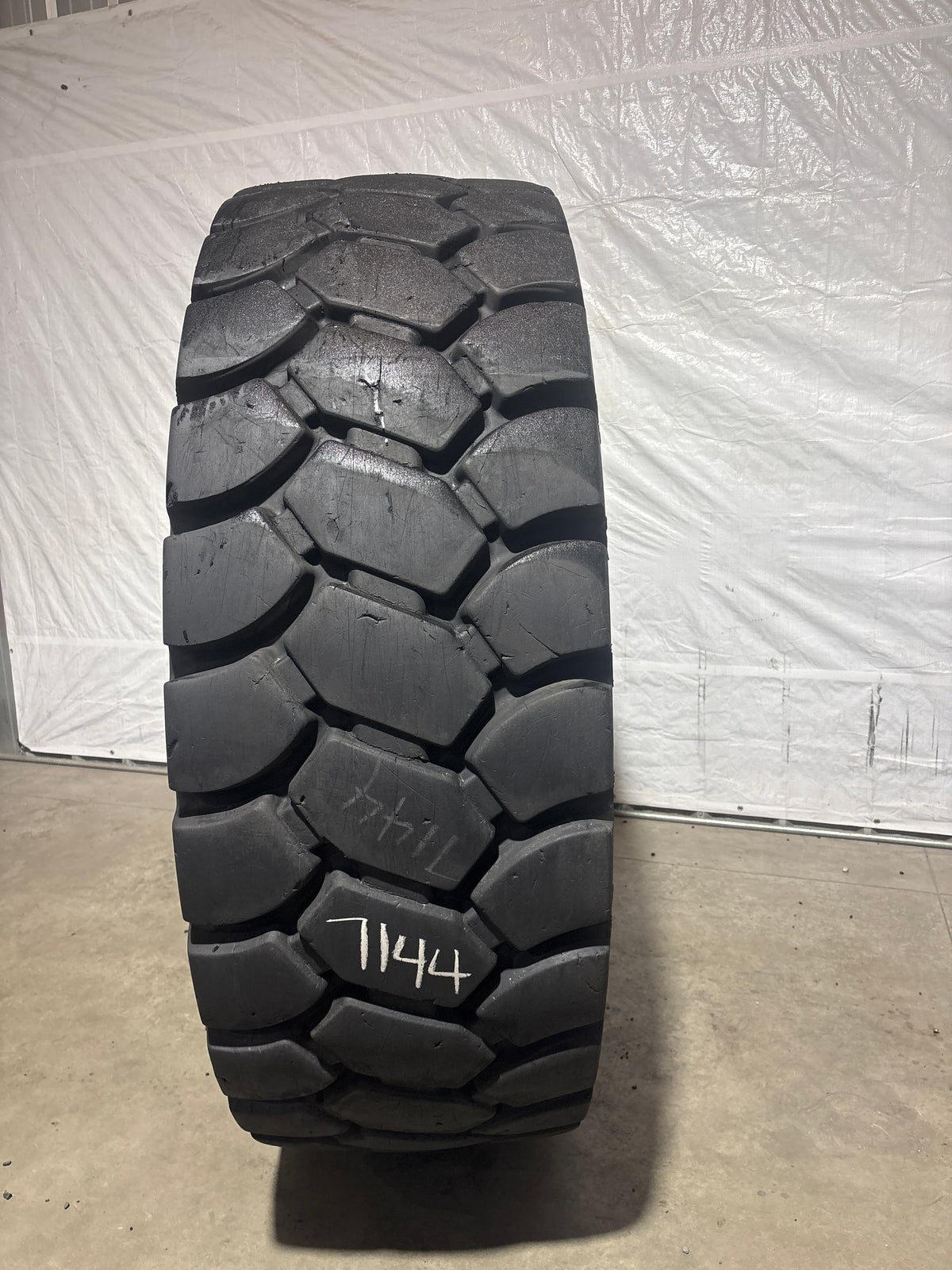 24.00R35 MAXAM MS 401 #7144