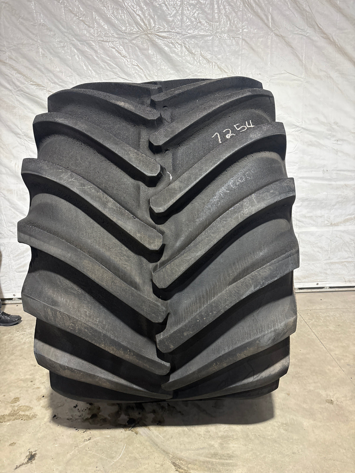 1050/50R32 Goodyear Terra Tire #7254