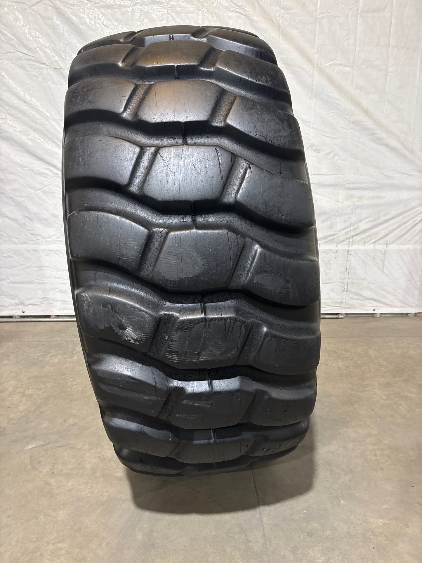 29.5R25 BRIDGESTONE V-STEEL L TRACTION #5961