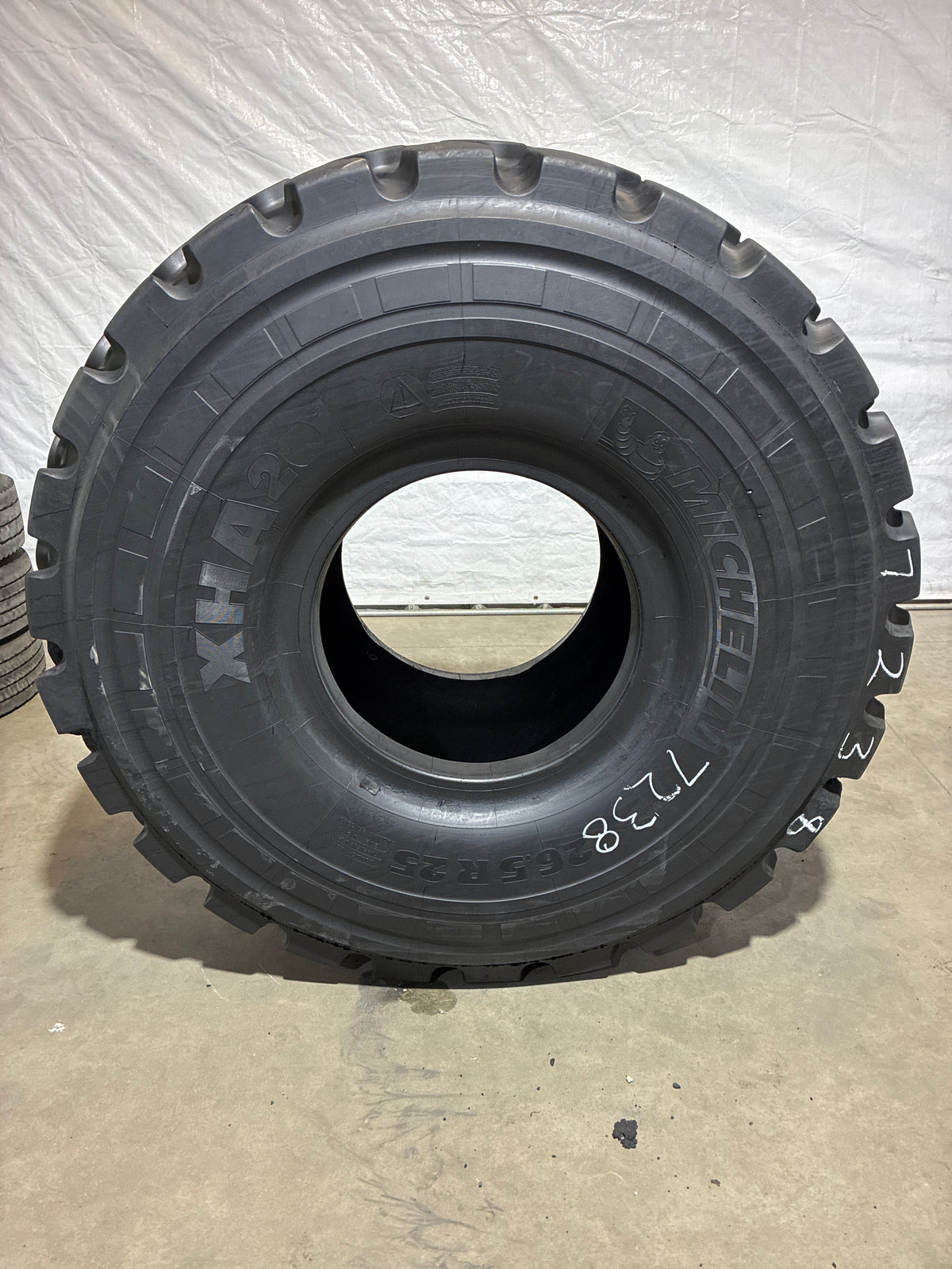 26.5R25 MICHELIN XHA2 #7238