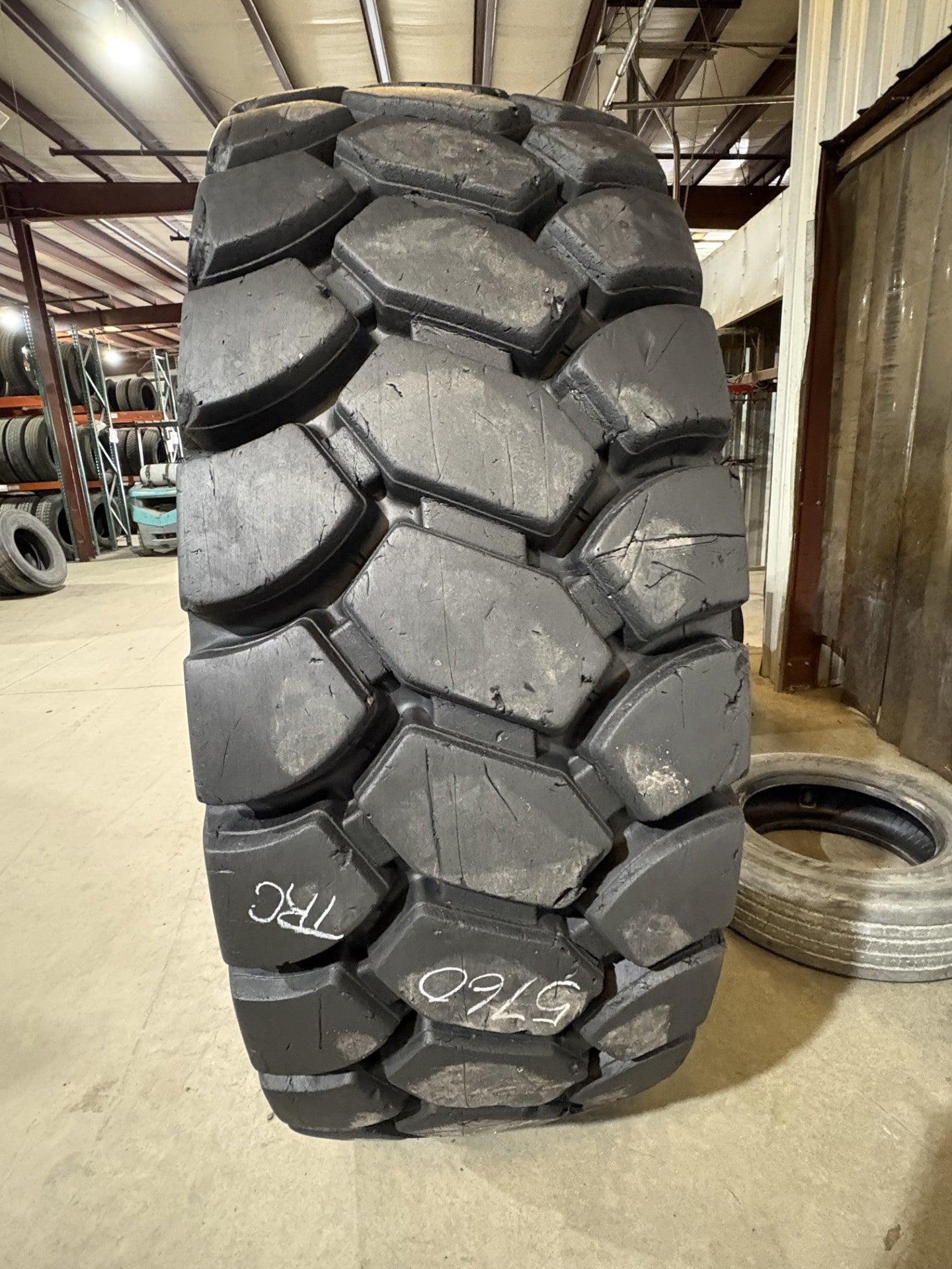 24.00R35 MAXAM MS-401 #5760