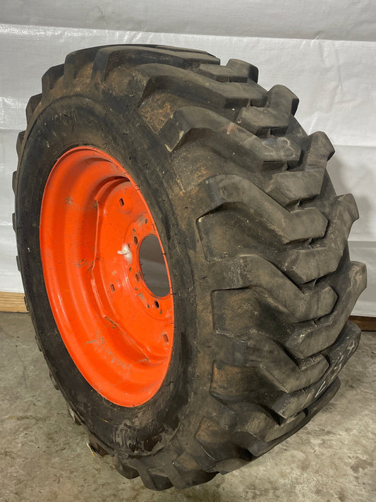 10-16.5 TITAN TRAC LOADER (260/70-16.5)