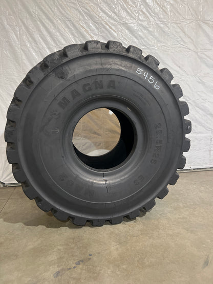 29.5R25 MAGNA MA02 #5456