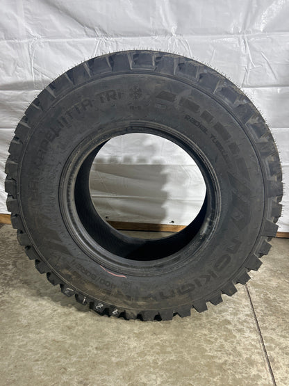 400/80R24 NOKIAN HAKKAPELIITTA TRI R3