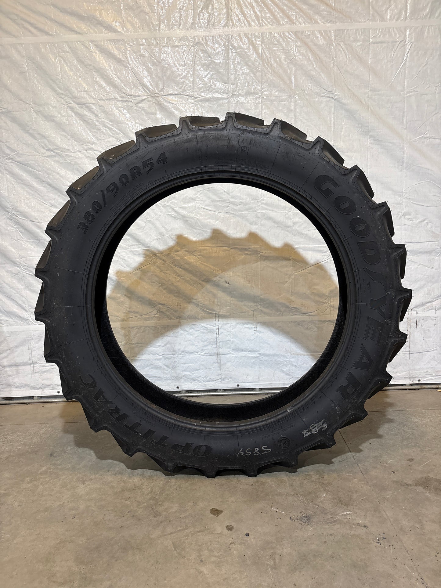 380/90R54 GOODYEAR OPTI TRAC #5854