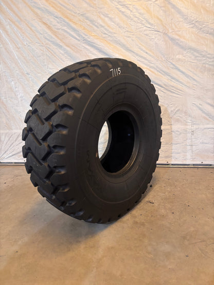23.5R25 MAXAM MS-301 #7115