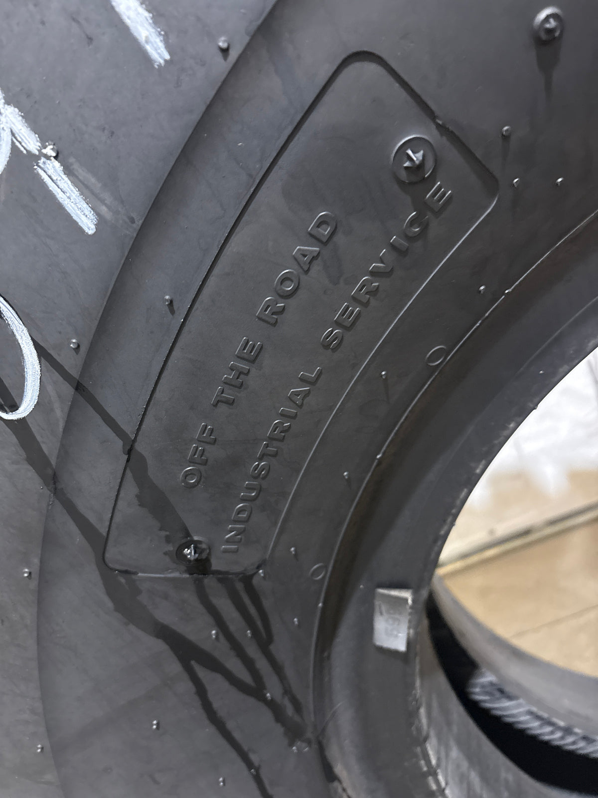 18.00-25 BRIDGESTONE EXTRA TREAD TUBELESS 10 PLY #5996