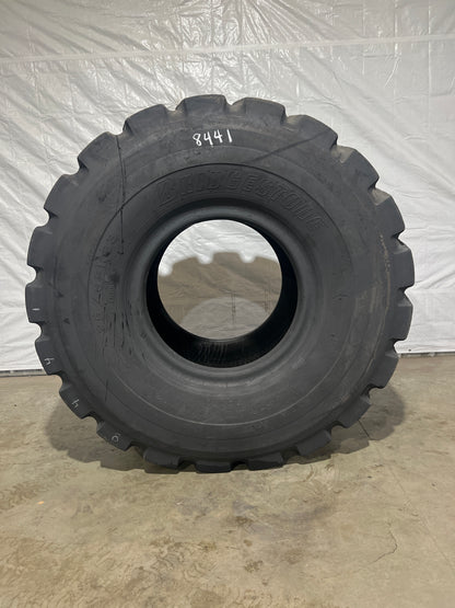 35/65R33 BRIDGESTONE V-STEEL N-LUG (VSNL)